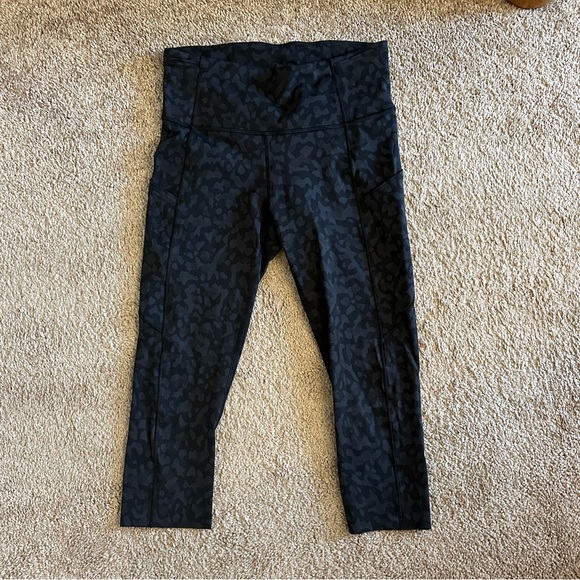 Lululemon 19” Fast and Free leggings - Picture 1 of 6